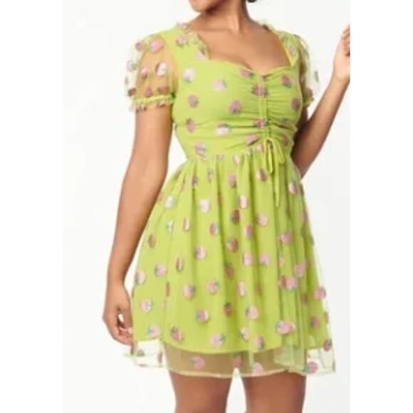 UNIQUE VINTAGE SMAK PARLOUR L green strawberry print mesh glitter dress - Picture 1 of 9